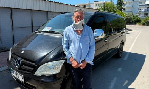 Litvanyalı turist boksör, tur şoförünü hastanelik etti