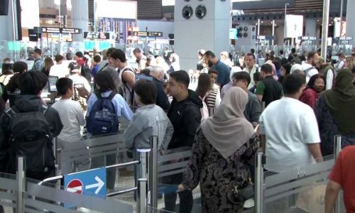  İstanbul Havalimanı'nda dönüş yoğunluğu başladı
