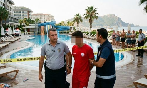 5 yıldızlı otelin havuzunda boğulma tehlikesi geçiren 8 yaşındaki çocuk hastanede hayatını kaybetti