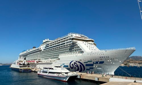 Bodrum'a iki kruvaziyerle toplam 3 bin 292 turist geldi