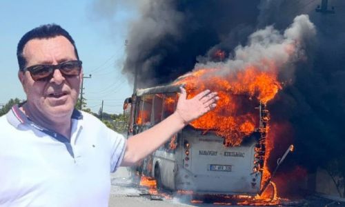 Antalya’da yolcu midibüsü alev alev yandı, sürücü yolcuları tahliye etti
