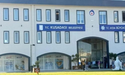 Kuşadası Belediyesi'ne yönelik soruşturmada otel sahibi de tutuklandı
