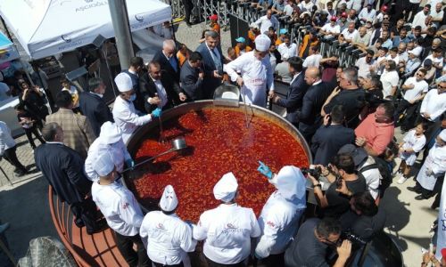Kuru fasulyeyle dünya rekoru kırıldı