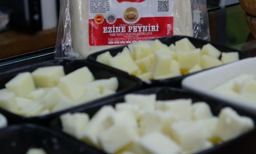 Ezine peynirinde karekod dönemi