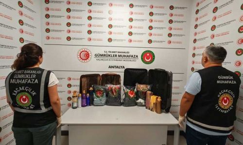 Antalya Havalimanı’nda uyuşturucu operasyonu
