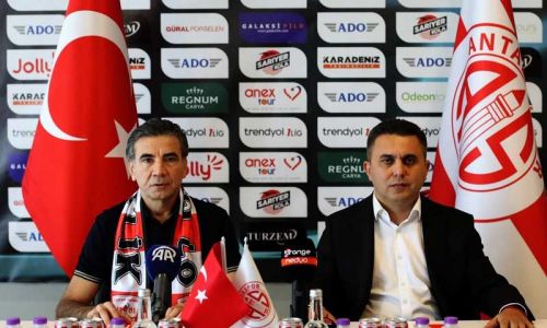 Antalyaspor, Osman Özköylü ile sezon sonuna kadar sözleşme imzaladı