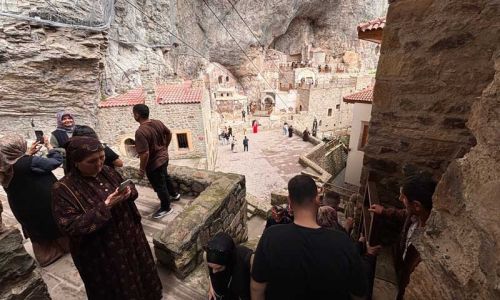 Sümela Manastırı'nı 8,5 ayda 520 bin kişi ziyaret etti