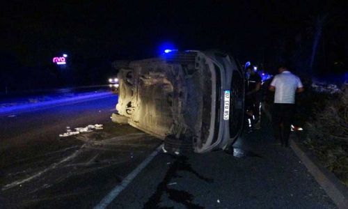 Kırmızı ışık ihlali kazaya neden oldu: 2'si turist 3 yaralı