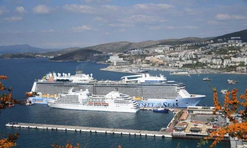 2 kruvaziyerle 4 bin 694 turist geldi