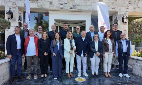 TURİZM SPOR EL ELE VERDİ