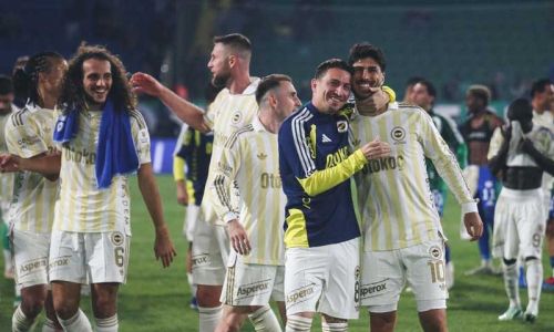 Fenerbahçe Rize'de hata yapmadı